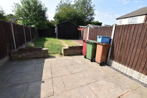 23 Abbots Road, Scunthorpe, DN17 1JF
