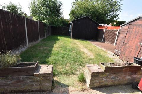 23 Abbots Road, Scunthorpe, DN17 1JF