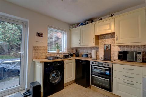 2 bedroom semi-detached house for sale - Austen Close, Galley Common, Nuneaton
