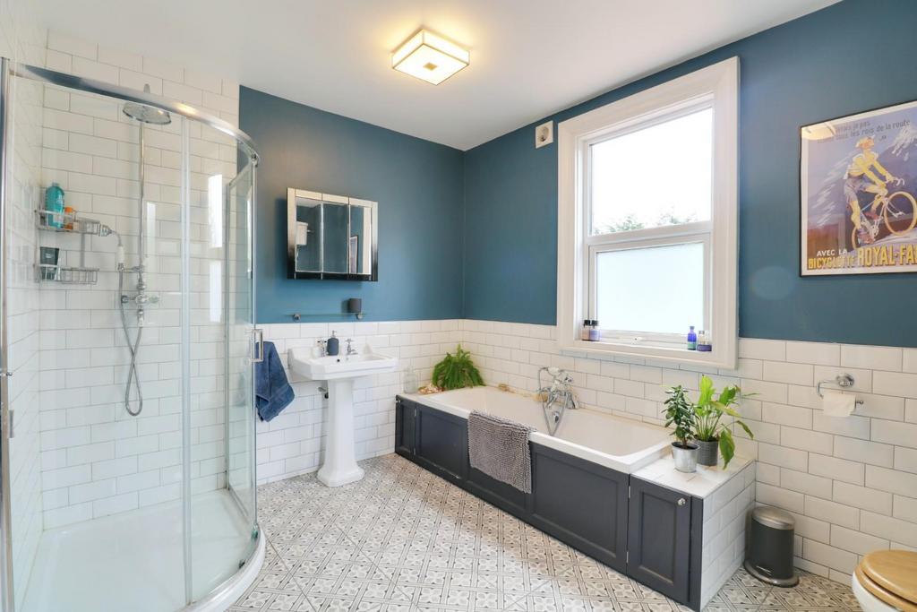 House Bathroom (1).jpg