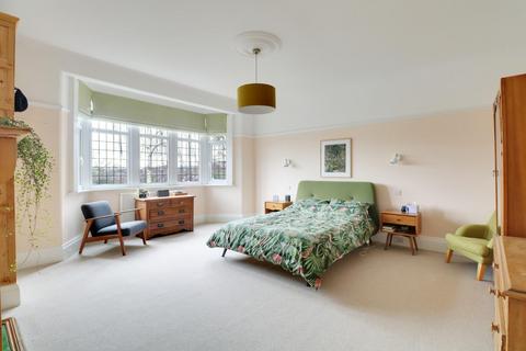 Milford House Billams Hill, Otley, LS21 2DZ