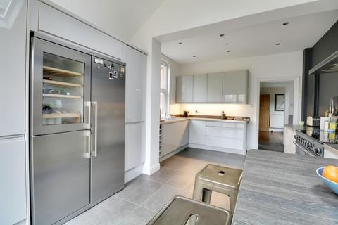 Milford House Billams Hill, Otley, LS21 2DZ