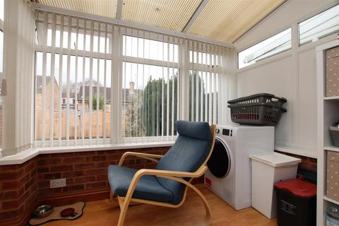 13 Farm Close, Exeter, EX2 5PJ