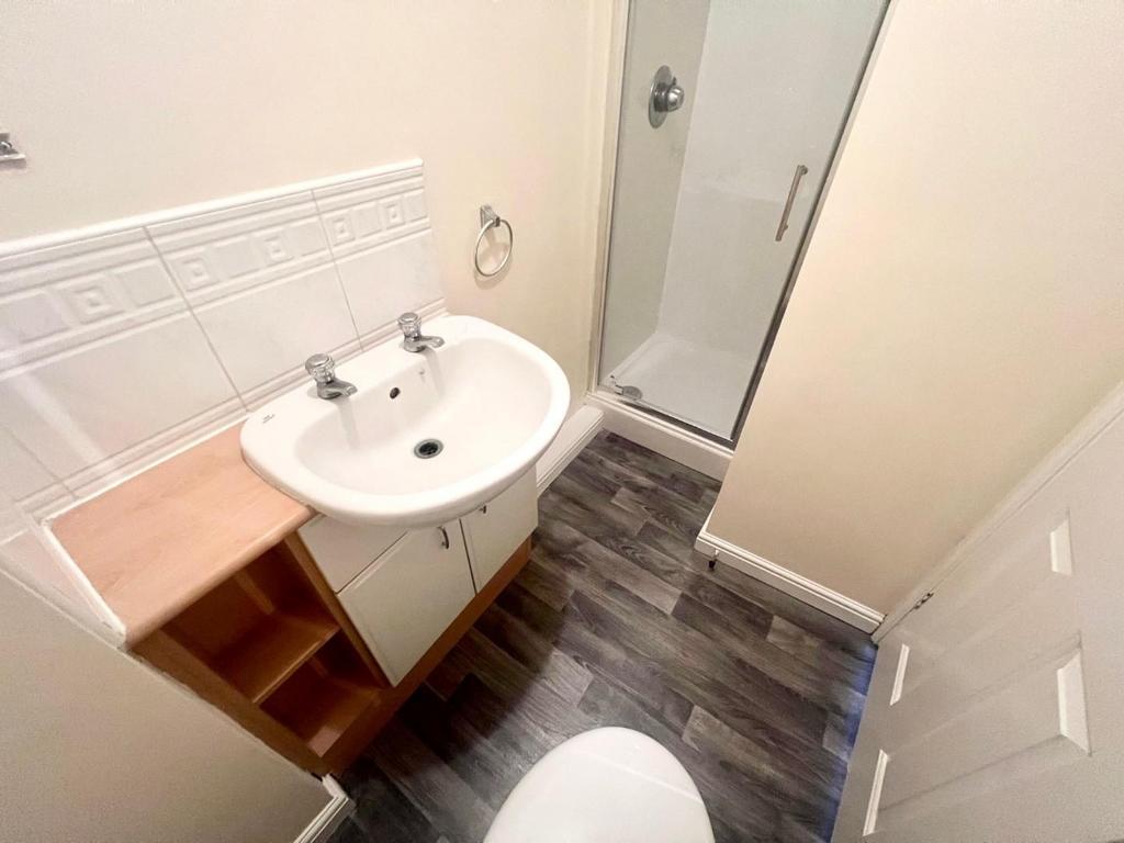16 baker st 10.jpg