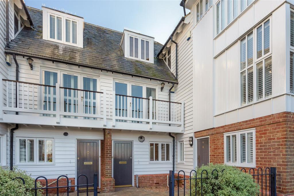 West Cliff, Whitstable 3 bed townhouse £450,000
