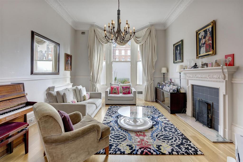 138 sutherland avenue 448 rec2.jpg