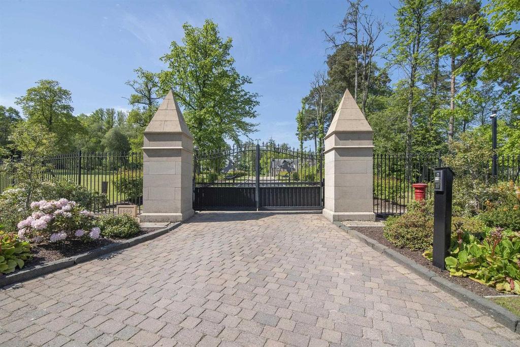 The Coachmans House, Dollarbeg... 6 bed detached house £2,250,000