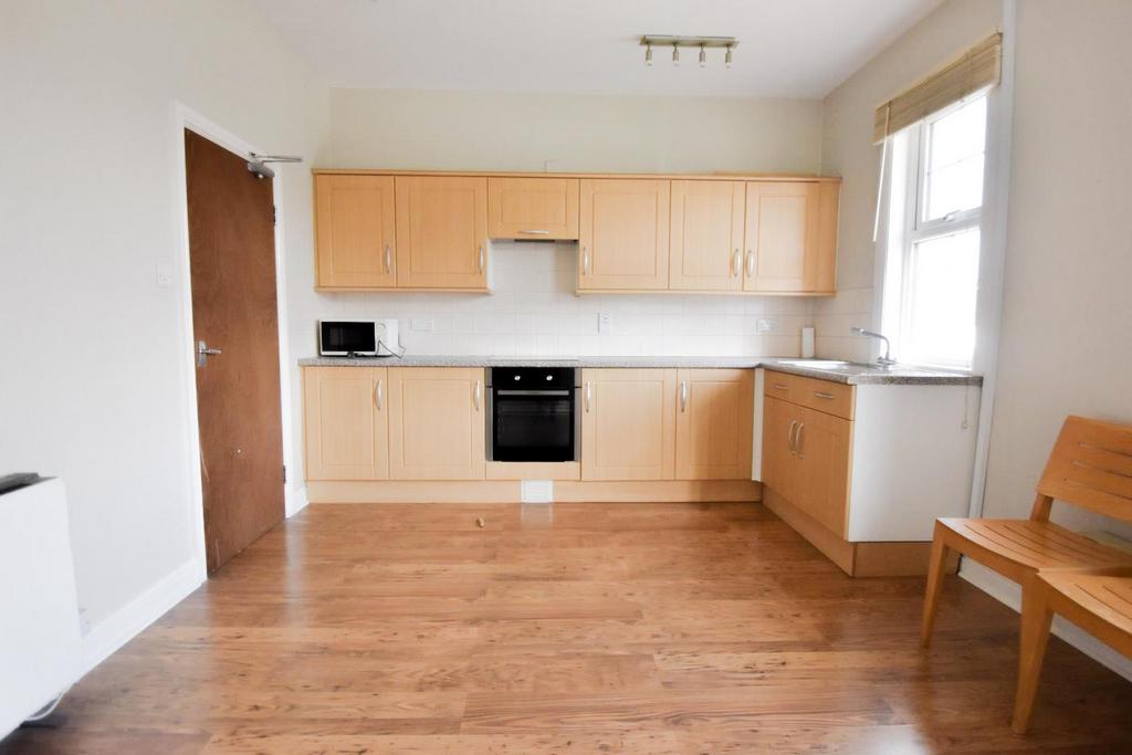 Main Street, Fulford York 1 bed flat to rent £725 pcm (£167 pw)