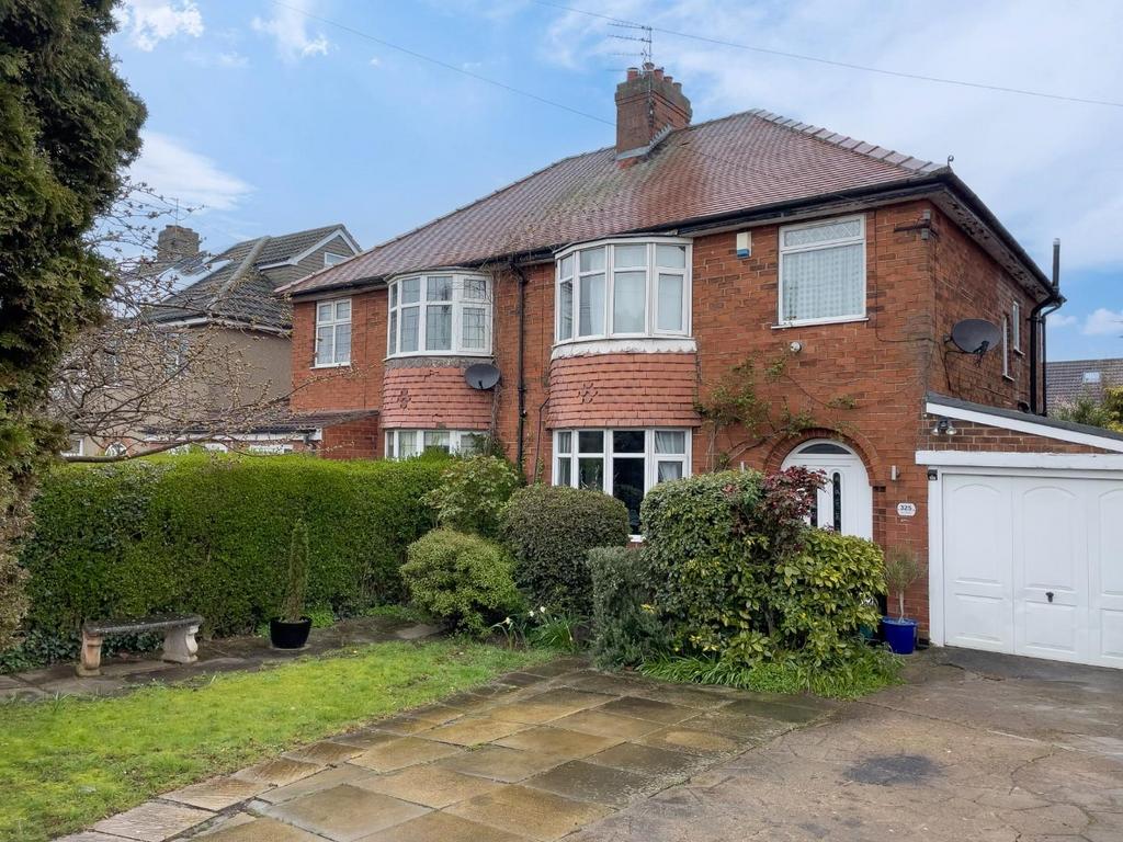 Hull Road, York 3 bed semidetached house for sale £370,000