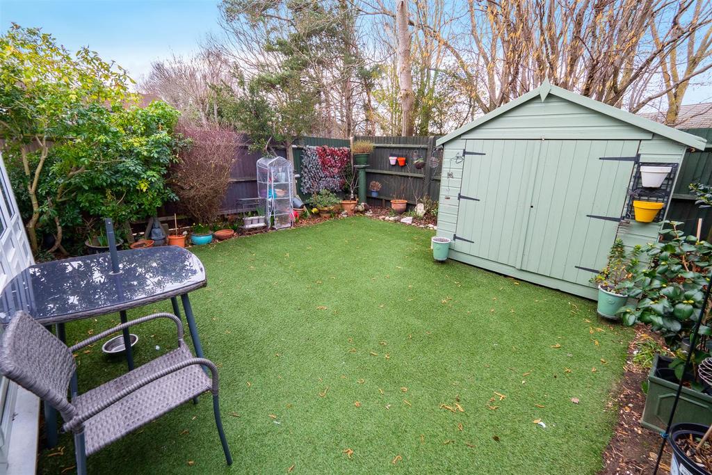 Sunkist Way, Wallington 1 bed £280,000