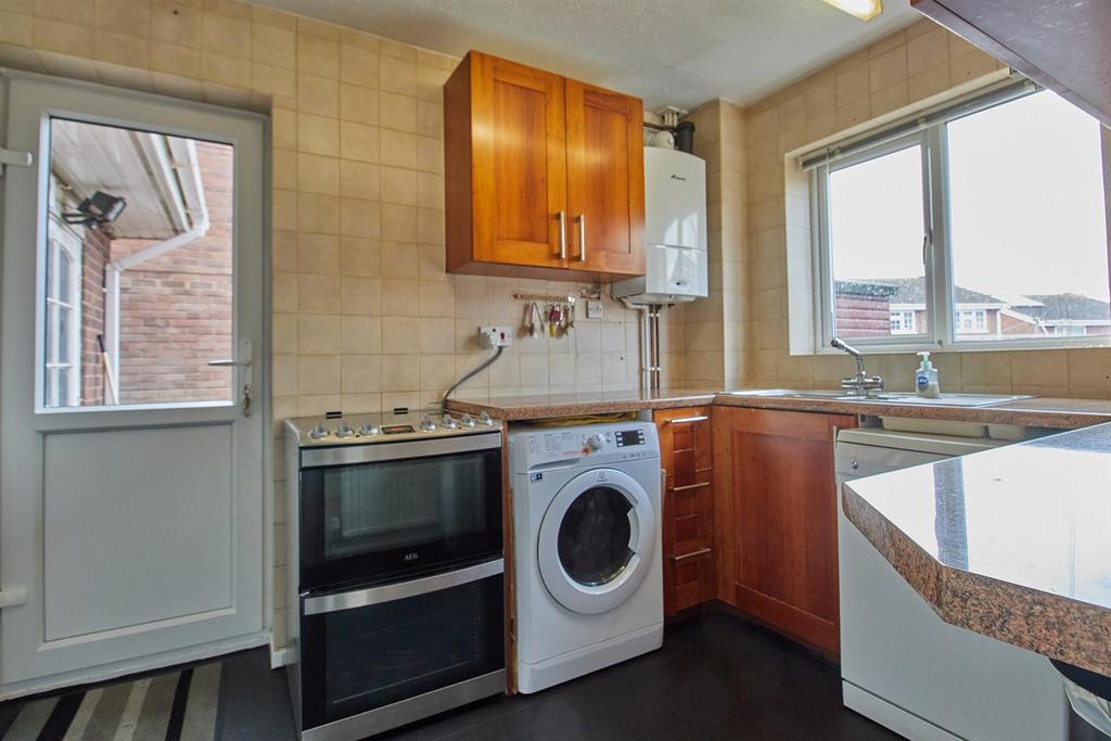 Charnwood Road, Barwell 3 bed detached house for sale £250,000