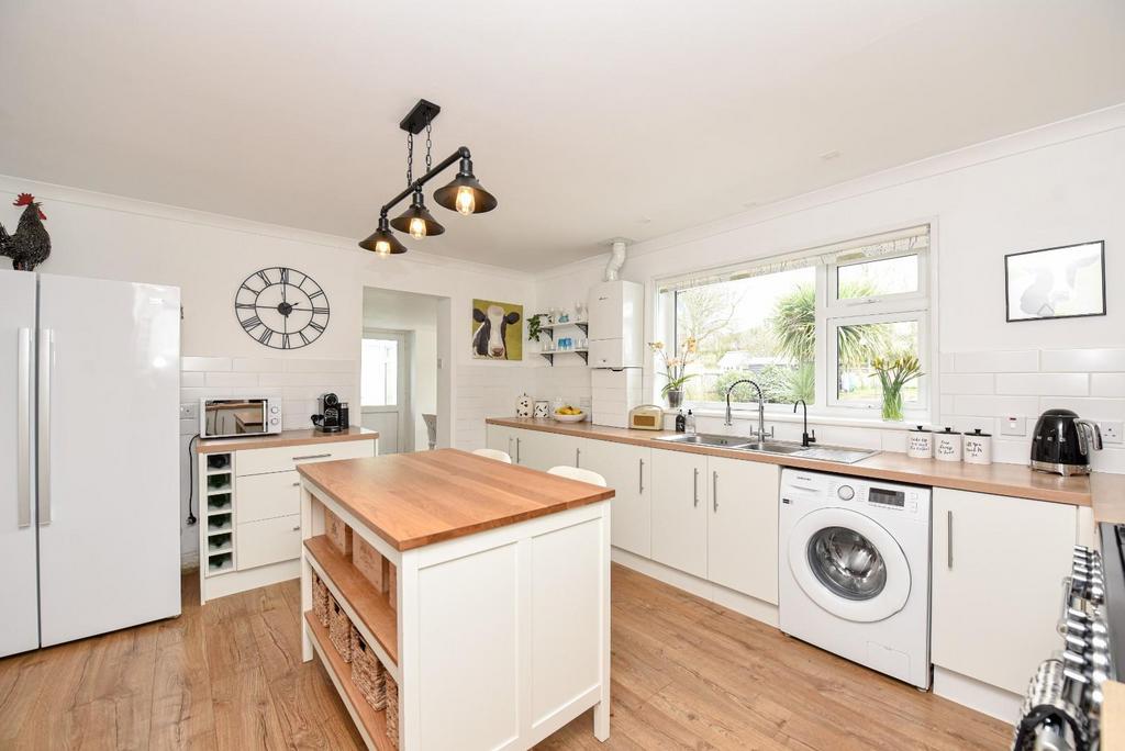 Kitchen-Breakfast Room