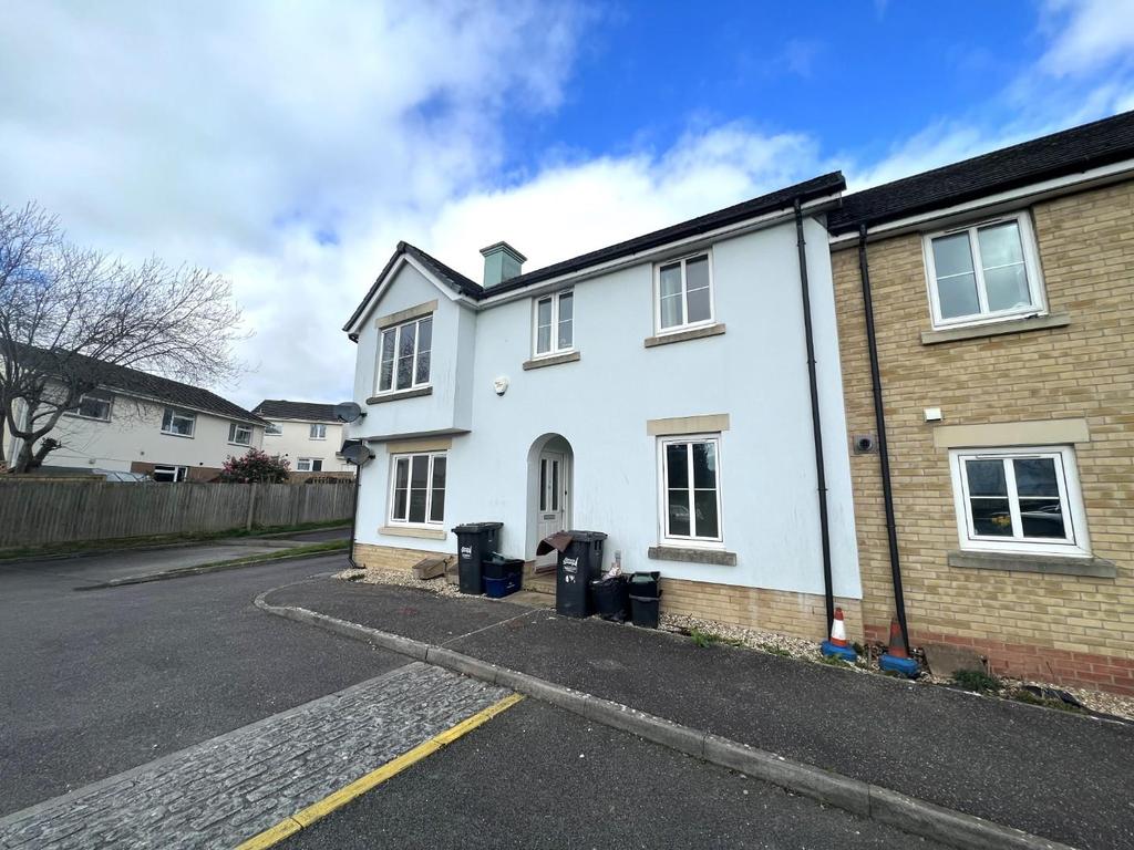 Westaway Heights, Barnstaple 2 bed flat £725 pcm (£167 pw)