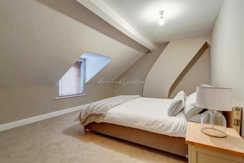 107 Kings Road, Cardiff, CF11 9DB