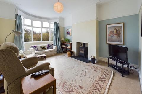 25 Hillcrest, Whitley Bay, NE25 9AD