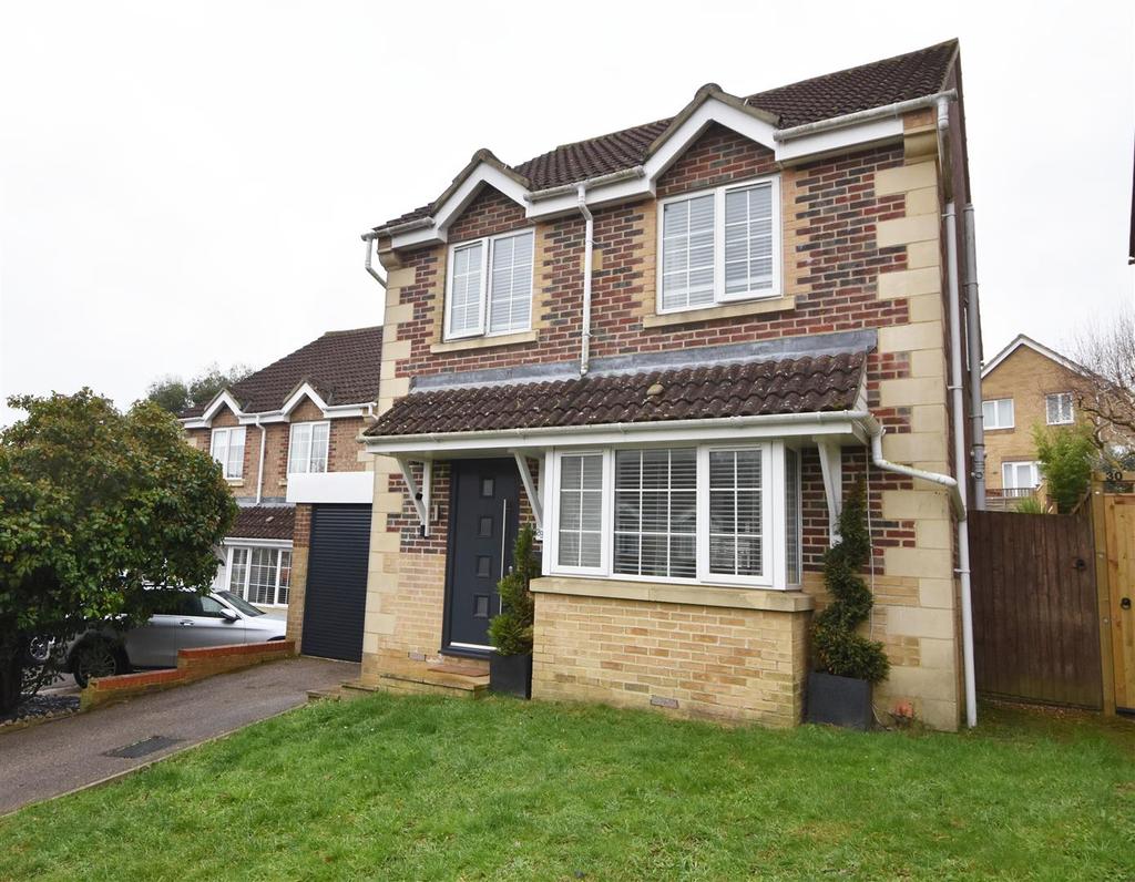 Kensington Close, St. LeonardsOnSea 4 bed detached house £375,000