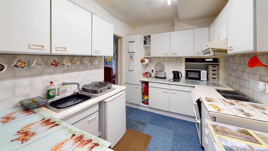 16-Piece-Fields-Kitchen.jpg