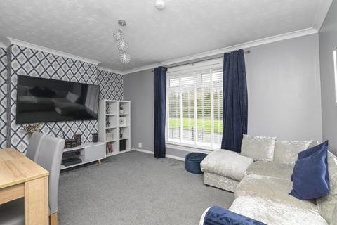 8 Lothian Drive, Easthouses, Dalkeith, EH22 4HB