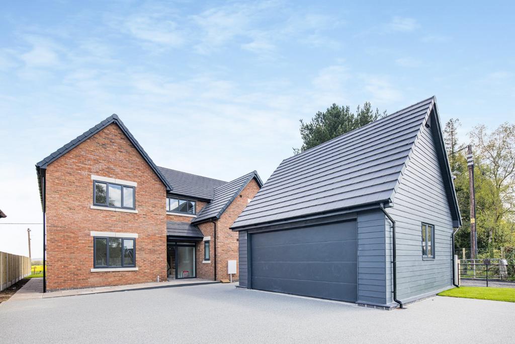 5 King Edwards Fields, Condover, Shrewsbury 4 bed detached house for