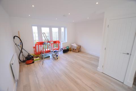 2 bedroom terraced house to rent, Wilverley Mews, 104 Old Milton Road, New Milton, Hampshire. BH25 6EB