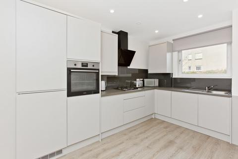 32/3 Craigmount Hill, Edinburgh, EH4 8HX