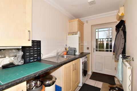 12 Chapman Fields, Cliffsend, Ramsgate, CT12 5LB