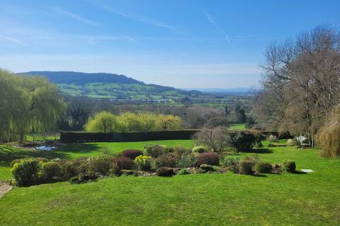 Highfield Green Lane, Witcombe, Gloucester, GL3 4TY