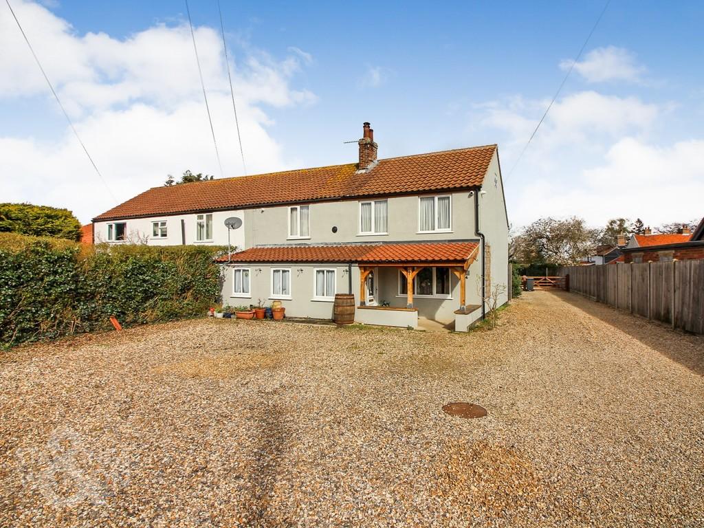 The Hills, Reedham, Norwich 3 bed cottage for sale £365,000