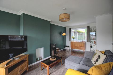 3 bedroom semi-detached house for sale - Queensthorpe Rise, Leeds, LS13