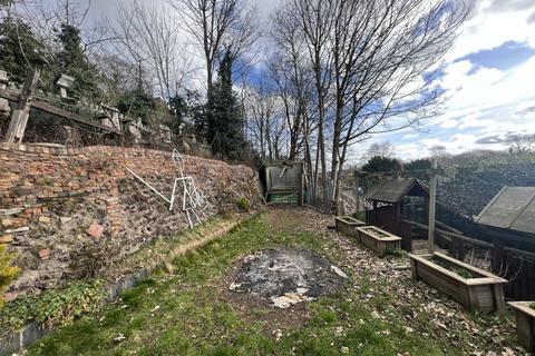 Property for sale - Vines Lane, Droitwich, Worcestershire