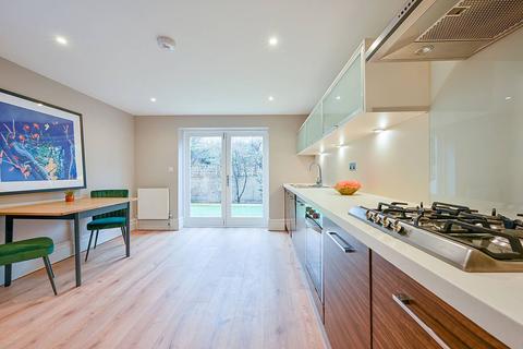 Flat 1, 29 Avenue Gardens, London, W3 8HB