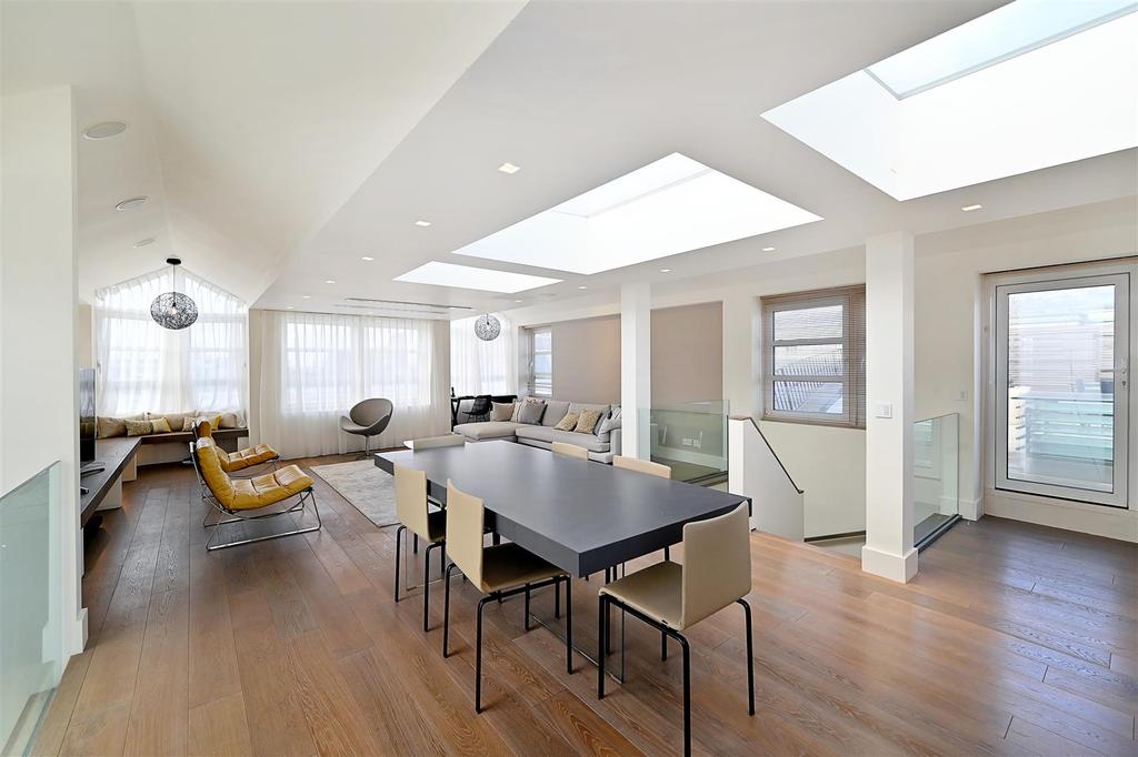 29-50-Kensington-Gardens-Square (9).JPG