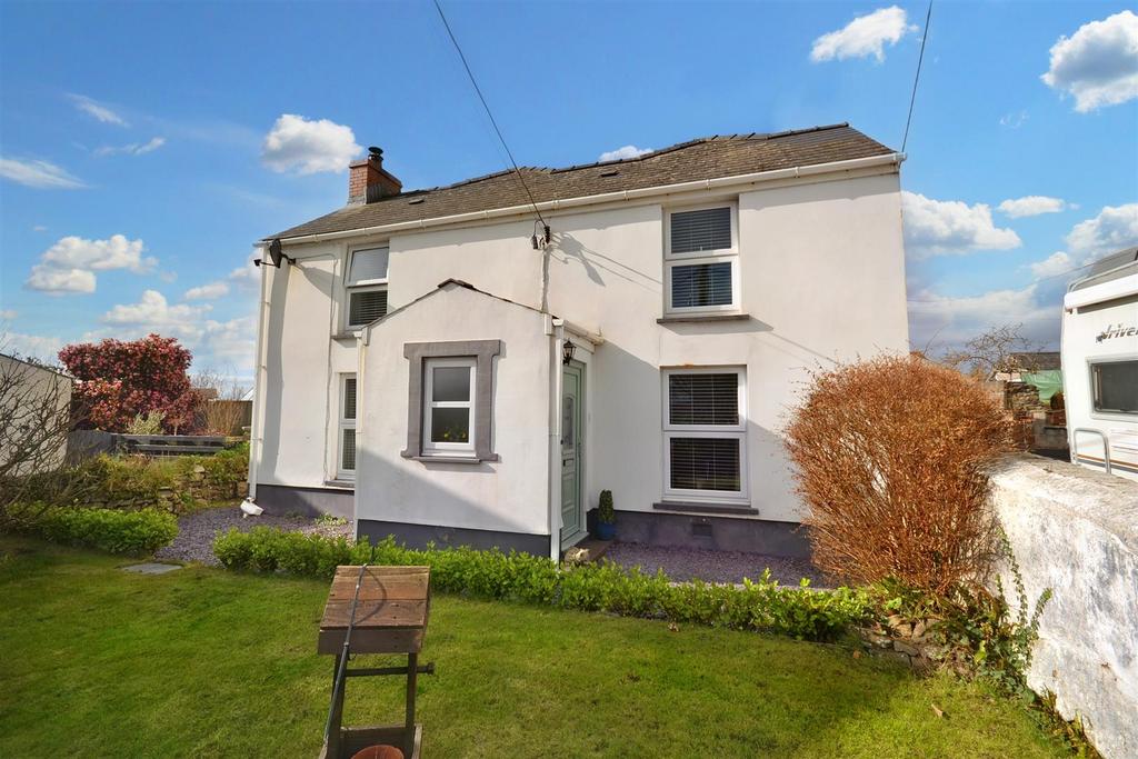 Honeyborough Green, Neyland, Milford Haven 4 bed detached house for