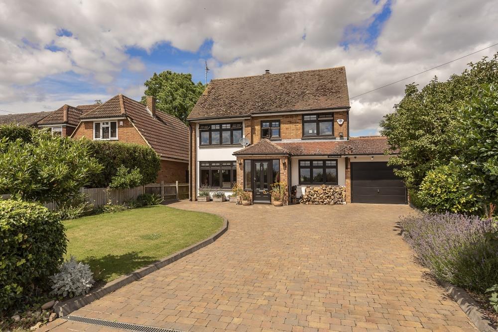 Colemans Road, Breachwood Green, Hitchin 4 bed detached house for sale