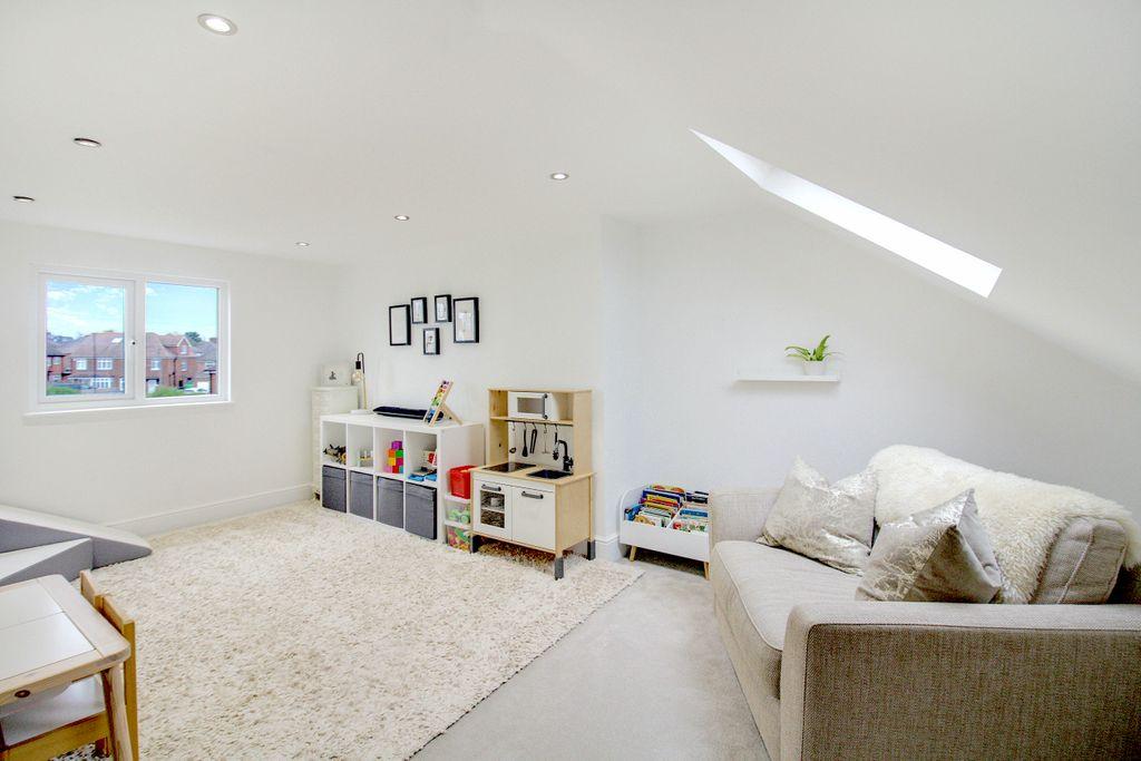 Bedroom 4 (Double)