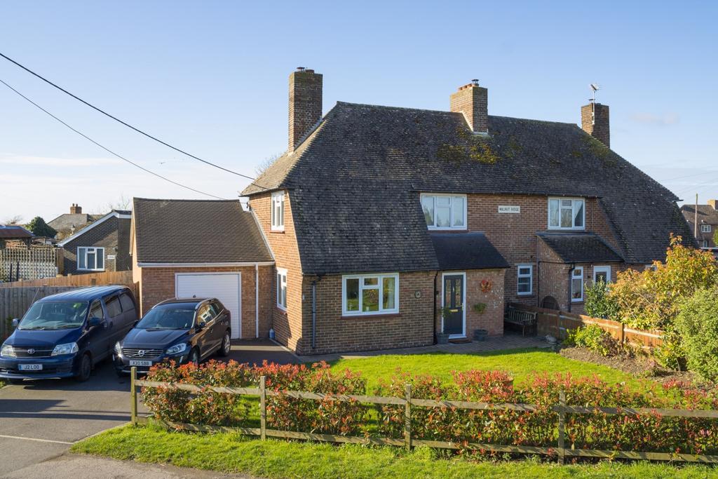 Walnut Ridge, Aldington 3 bed semidetached house for sale £450,000