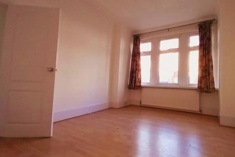 3 bedroom terraced house to rent, Winchester Road, London N9