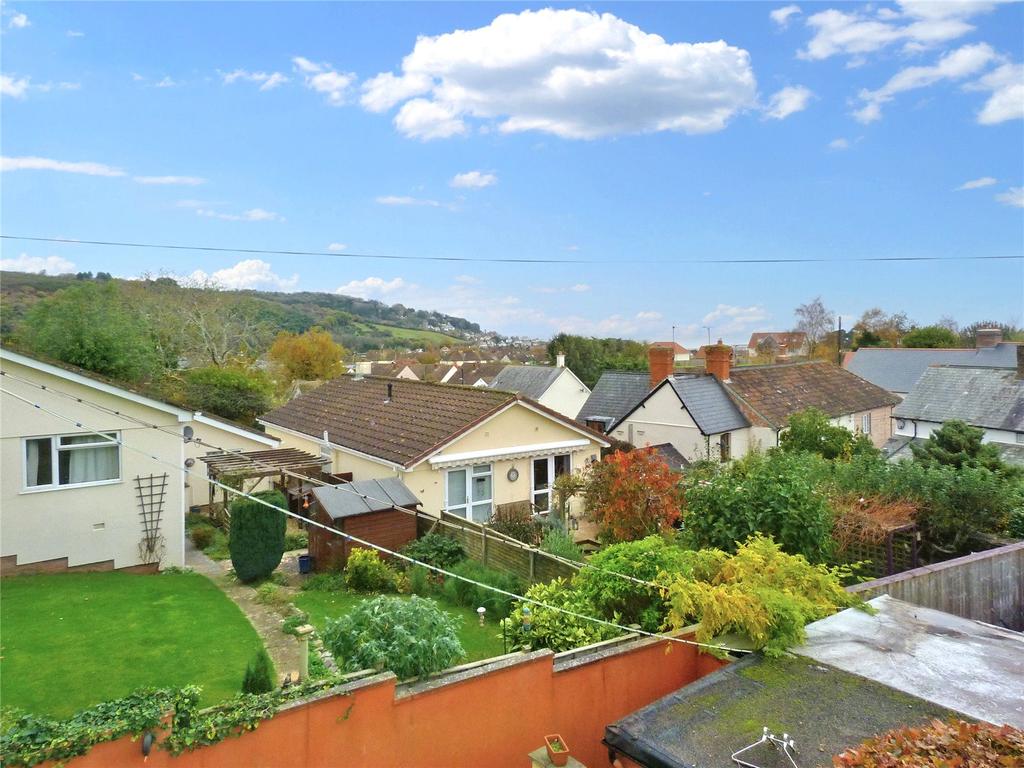 Periton Road, Minehead, Somerset, TA24 2 bed apartment £250,000