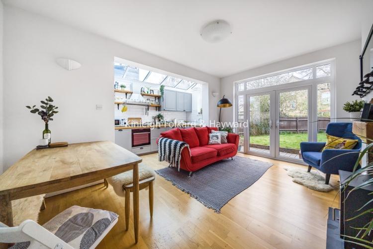 Chalsey Road London SE4 2 bed apartment £2,000 pcm (£462 pw)