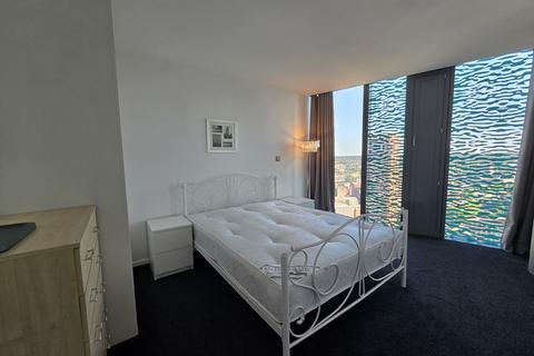 2 bedroom apartment to rent, Holloway Circus Queensway, Birmingham B1