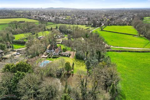 7 bedroom detached house for sale, Woodhall Road, Pinner, HA5