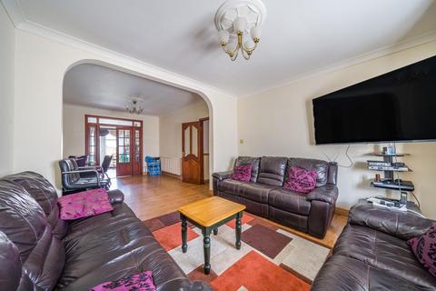 30 Blacklands Road, London, SE6 3AF