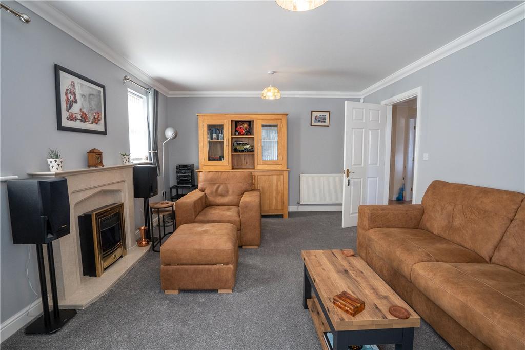 Living Room (2)