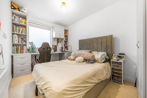 2 bedroom apartment to rent, Carraway Street,  Reading,  RG1
