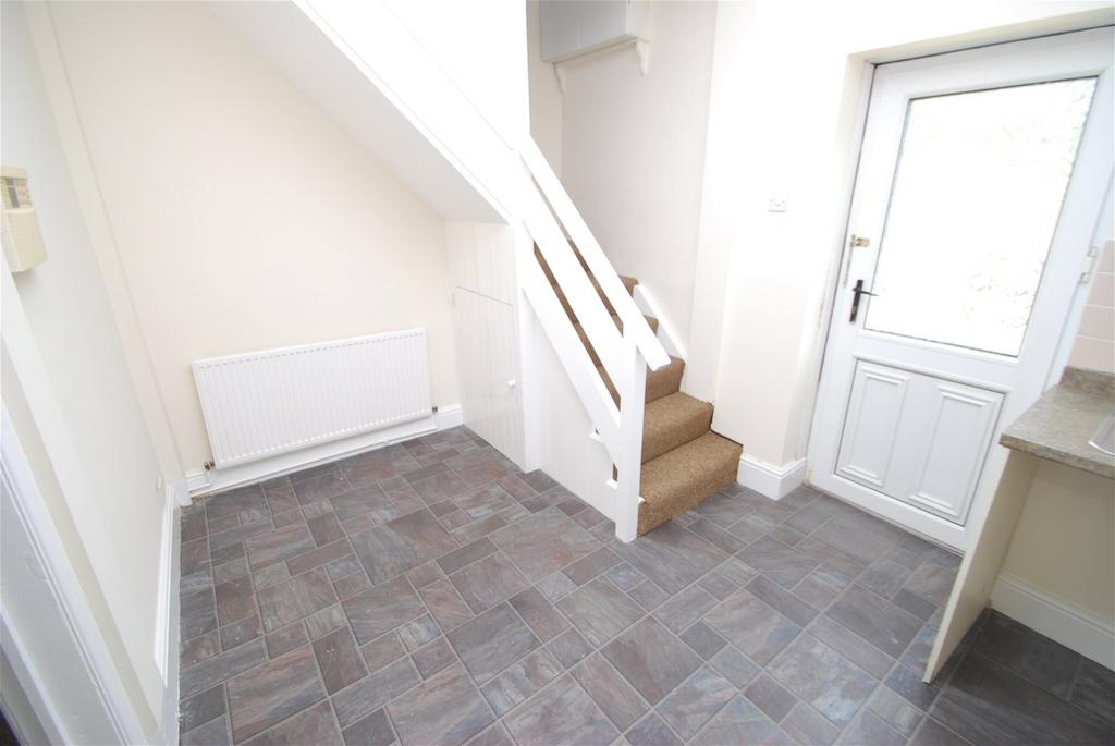 Church Street, Darton, Barnsley... 2 bed end of terrace house to rent