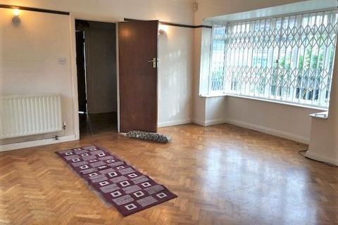 1 bedroom in a house share to rent, Sydenham Road, London, SE26 5HH