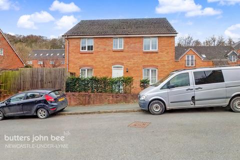 4 bedroom detached house to rent, Chervil Close, Newcastle
