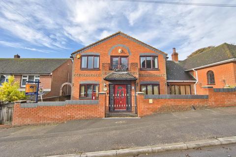 4 bedroom detached house for sale, Astley Avenue, Dover, CT16