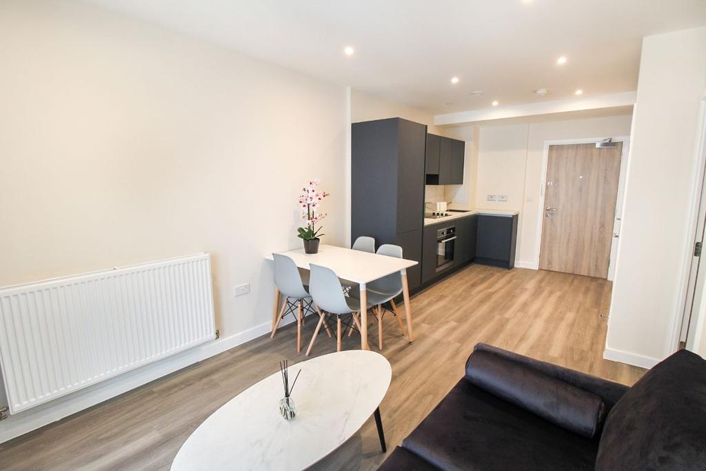 Wren House, E17 1 bed apartment - £1,600 pcm (£369 pw)