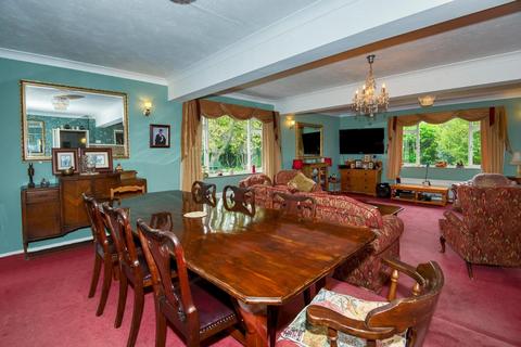 47 Fitzroy Avenue, Broadstairs, CT10 3LS